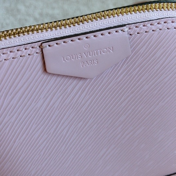 Louis Vuitton, Alma mini bag - Picture 8 of 13